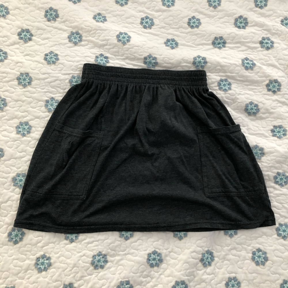 Grey skirt
